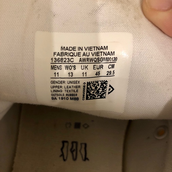 Men’s Chuck Taylor All Star Leather White Converse Sneakers. - Picture 10 of 10